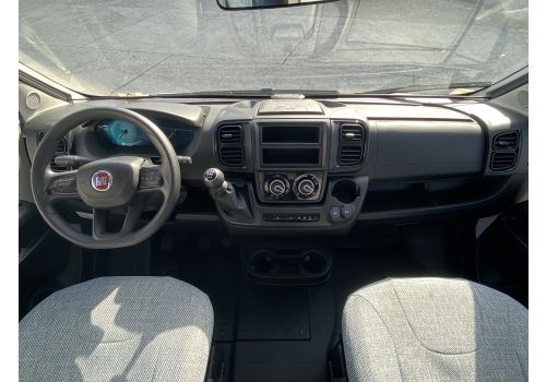 Low Profile Motorhome DETHLEFFS Just T7052 EB en Rent