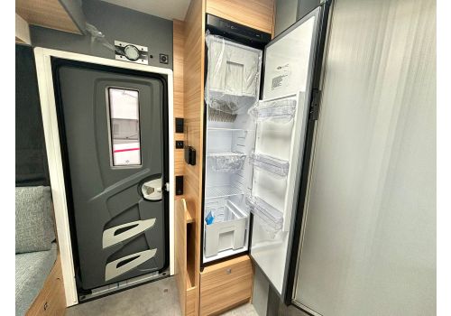Low Profile Motorhome DETHLEFFS Just T6762 en Sale Occasion