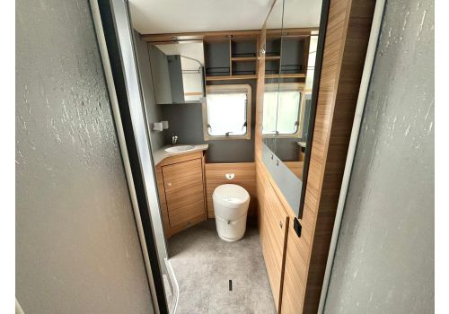 Low Profile Motorhome DETHLEFFS Just T6762 en Sale Occasion