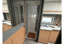 Low Profile Motorhome DETHLEFFS Just T6762 Modelo 2023 in Catalog