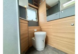 Low Profile Motorhome DETHLEFFS Just T6762 Modelo 2023 in Catalog