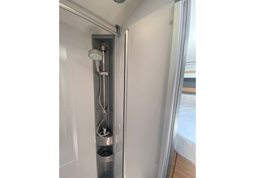 Low Profile Motorhome DETHLEFFS Just T7052 DBL Modelo 2023 en Sale Occasion