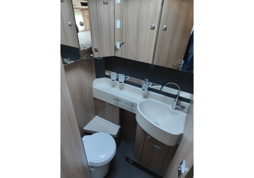 Integral Motorhome CARTHAGO C-Tourer I 149 LE en Sale Occasion