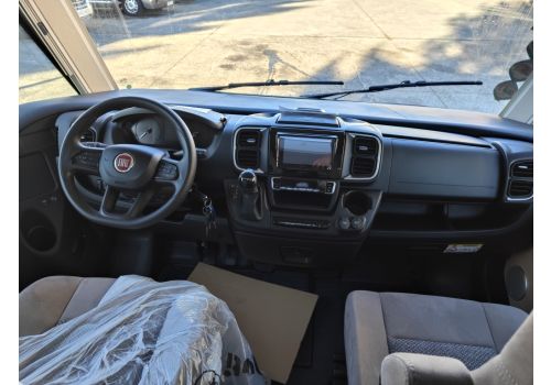 Integral Motorhome CARTHAGO C-Tourer I 149 LE en Sale Occasion