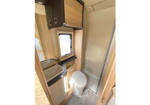 Low Profile Motorhome ITINEO PF600 Modelo 2023 en Sale Occasion