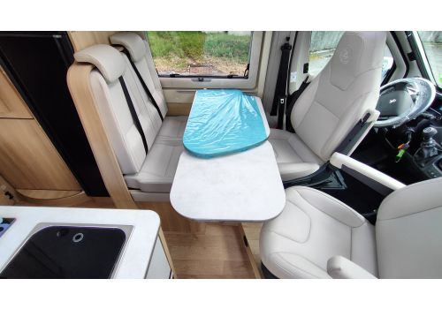 Camper Van DREAMER D55 Limited Select Modelo 2023 en Sale Occasion