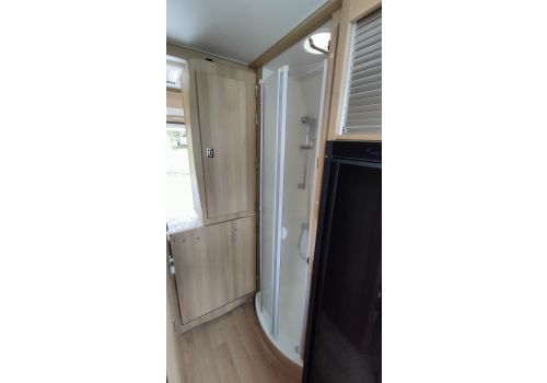Camper Van DREAMER D55 Limited Select Modelo 2023 en Sale Occasion
