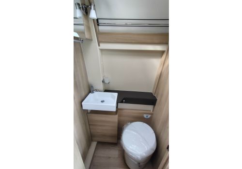 Camper Van DREAMER D55 Limited Select Modelo 2023 en Sale Occasion