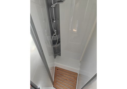 Low Profile Motorhome DETHLEFFS Just T7052 DBM en Sale Occasion
