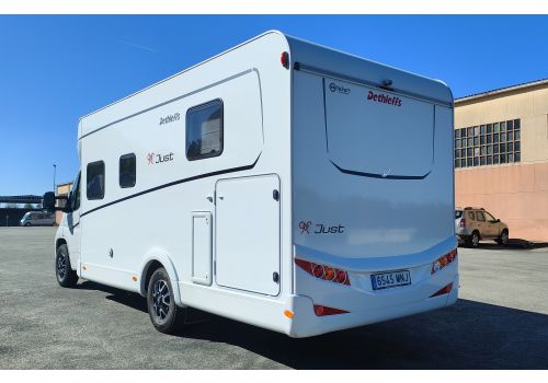 Low Profile Motorhome DETHLEFFS Just T7052 DBM en Sale Occasion