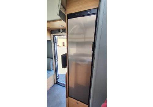 Low Profile Motorhome DETHLEFFS Just T7052 DBM en Sale Occasion
