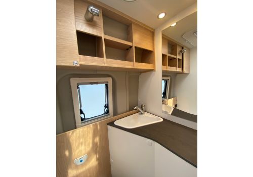 Camper Van SUNLIGHT Cliff 600 en Sale Occasion