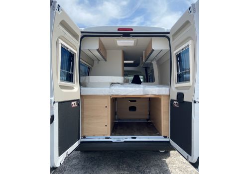 Camper Van SUNLIGHT Cliff 600 en Sale Occasion
