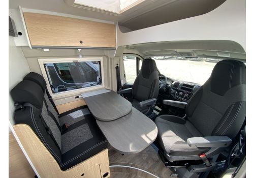 Camper Van SUNLIGHT Cliff 640 en Catalog