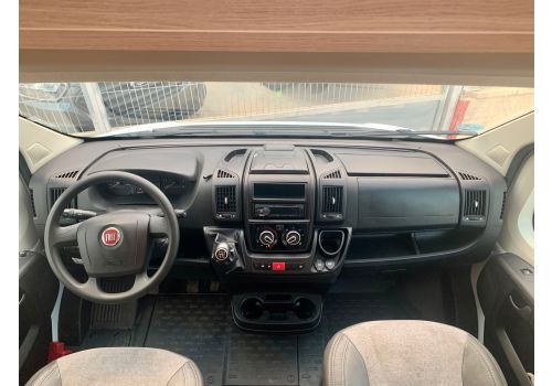 Low Profile Motorhome SUNLIGHT T 65 en Sale Occasion