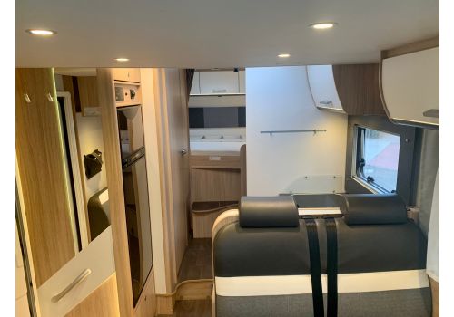 Low Profile Motorhome SUNLIGHT T 65 en Sale Occasion
