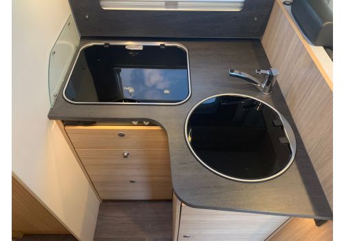 Low Profile Motorhome SUNLIGHT T 65 en Sale Occasion