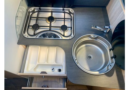 Low Profile Motorhome SUNLIGHT T 65 en Sale Occasion