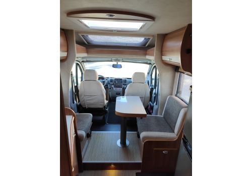 Low Profile Motorhome RAPIDO 643F en Sale Occasion