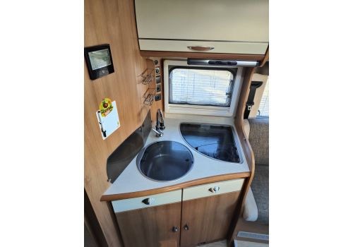 Low Profile Motorhome RAPIDO 643F en Sale Occasion