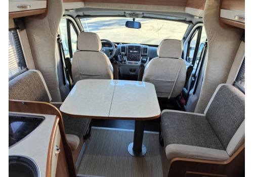 Low Profile Motorhome RAPIDO 643F en Sale Occasion