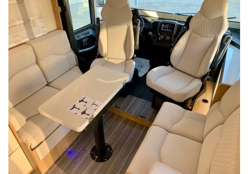 Integral Motorhome ROLLER TEAM Zefiro 267 INT en Sale Occasion
