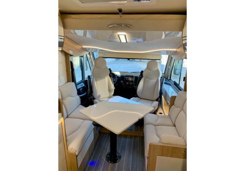 Integral Motorhome ROLLER TEAM Zefiro 267 INT en Sale Occasion