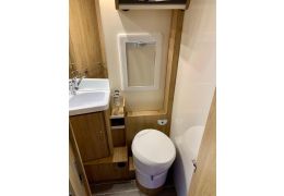 Integral Motorhome ROLLER TEAM Zefiro 267 INT en Sale Occasion
