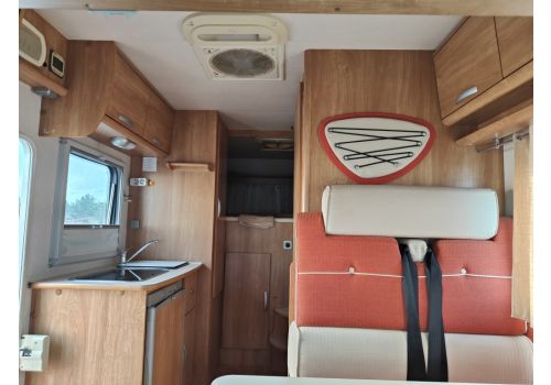 Capuchina Motorhome RIMOR Katamarano 8 en Sale Occasion