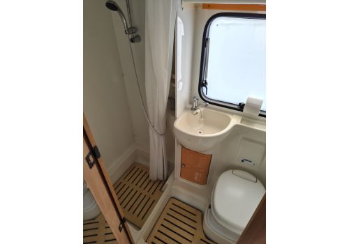 Capuchina Motorhome RIMOR Katamarano 8 en Sale Occasion
