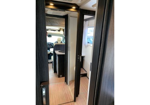 Low Profile Motorhome BENIMAR Mileo 294 en Sale Occasion