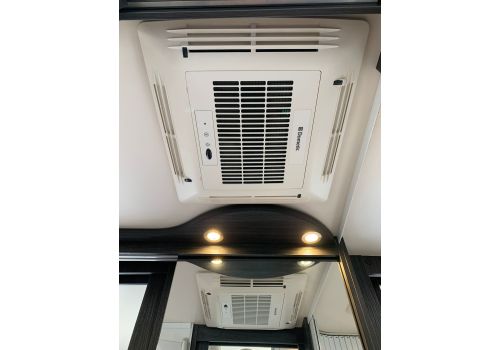 Low Profile Motorhome BENIMAR Mileo 294 en Sale Occasion