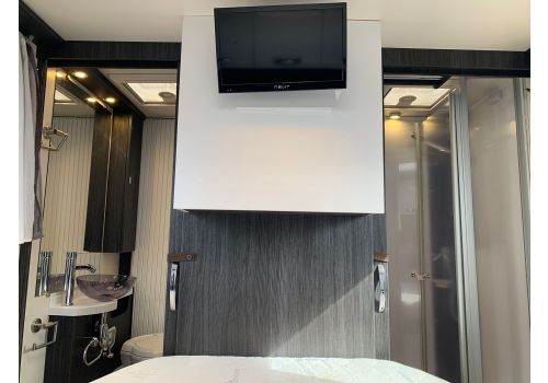 Low Profile Motorhome BENIMAR Mileo 294 en Sale Occasion