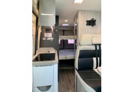 Camper Van ROLLER TEAM Livingstone 5 Advance en Sale Occasion