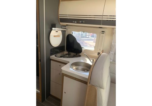 Integral Motorhome ROLLER TEAM Zefiro 265 INT en Sale Occasion