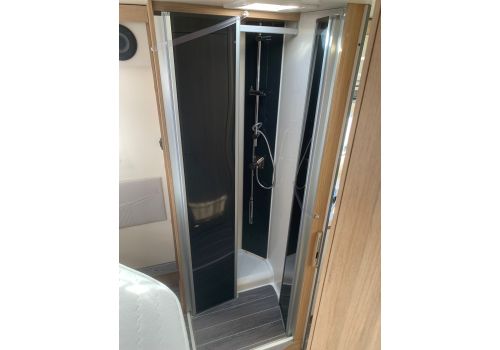Integral Motorhome ROLLER TEAM Zefiro 265 INT en Sale Occasion