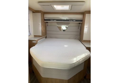 Integral Motorhome ROLLER TEAM Zefiro 265 INT en Sale Occasion