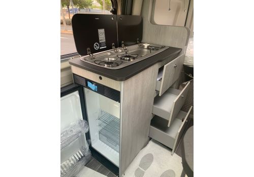Camper Van ROLLER TEAM Livingstone K2 Sport KM0 en Sale Occasion