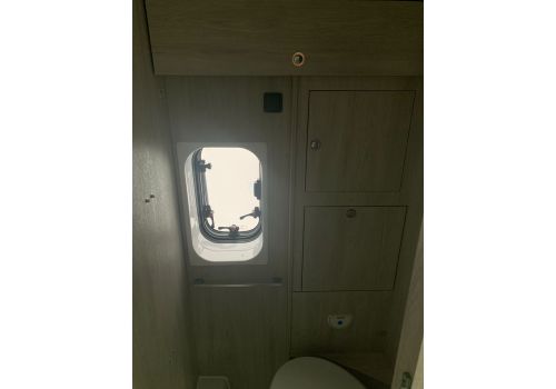 Camper Van ROLLER TEAM Livingstone K2 Sport KM0 en Sale Occasion