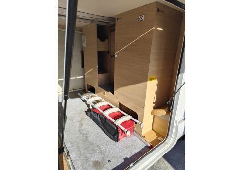 Capuchina Motorhome ROLLER TEAM Granduca Garage en Sale Occasion