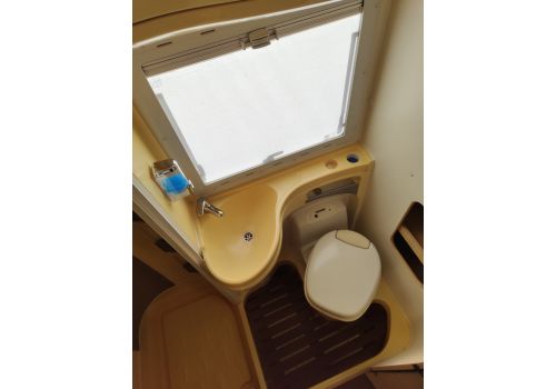 Capuchina Motorhome ROLLER TEAM Granduca Garage en Sale Occasion