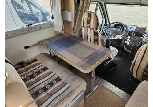 Capuchina Motorhome ROLLER TEAM Granduca Garage en Sale Occasion