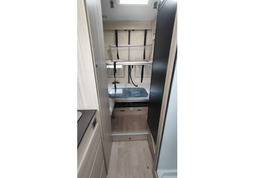 Camper Van DREAMER Camper Five Fun en Sale Occasion
