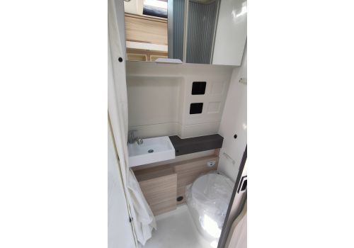 Camper Van DREAMER Camper Five Fun en Sale Occasion