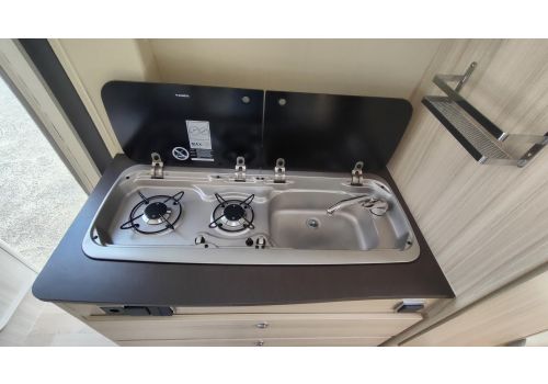 Camper Van DREAMER Camper Five Fun en Sale Occasion