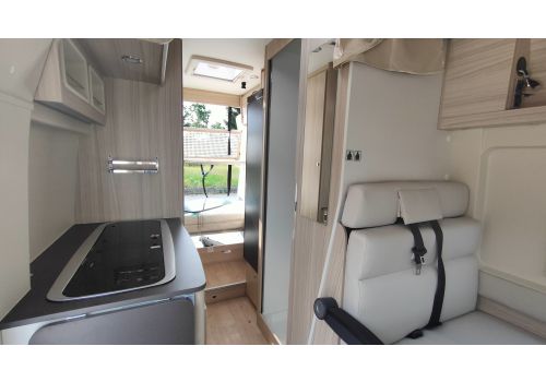 Camper Van DREAMER Camper Five Fun en Sale Occasion