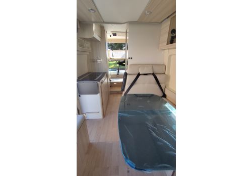 Camper Van DREAMER Camper Five Fun en Sale Occasion