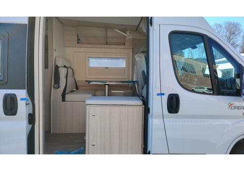 Camper Van DREAMER Camper Five Fun en Sale Occasion