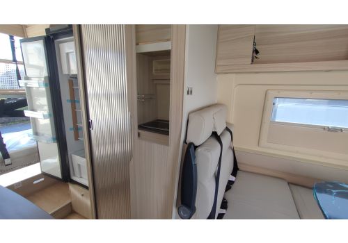 Camper Van DREAMER Camper Five Fun en Sale Occasion