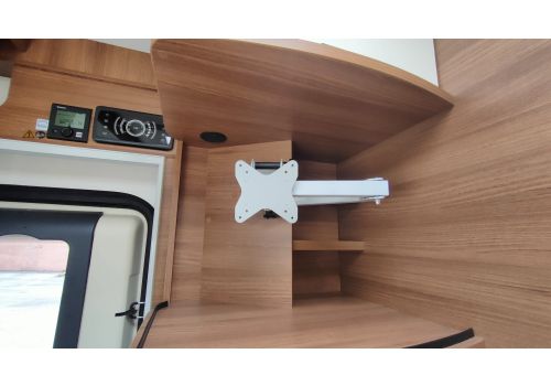 Low Profile Motorhome RAPIDO 696F Modelo 2023 en Sale Occasion